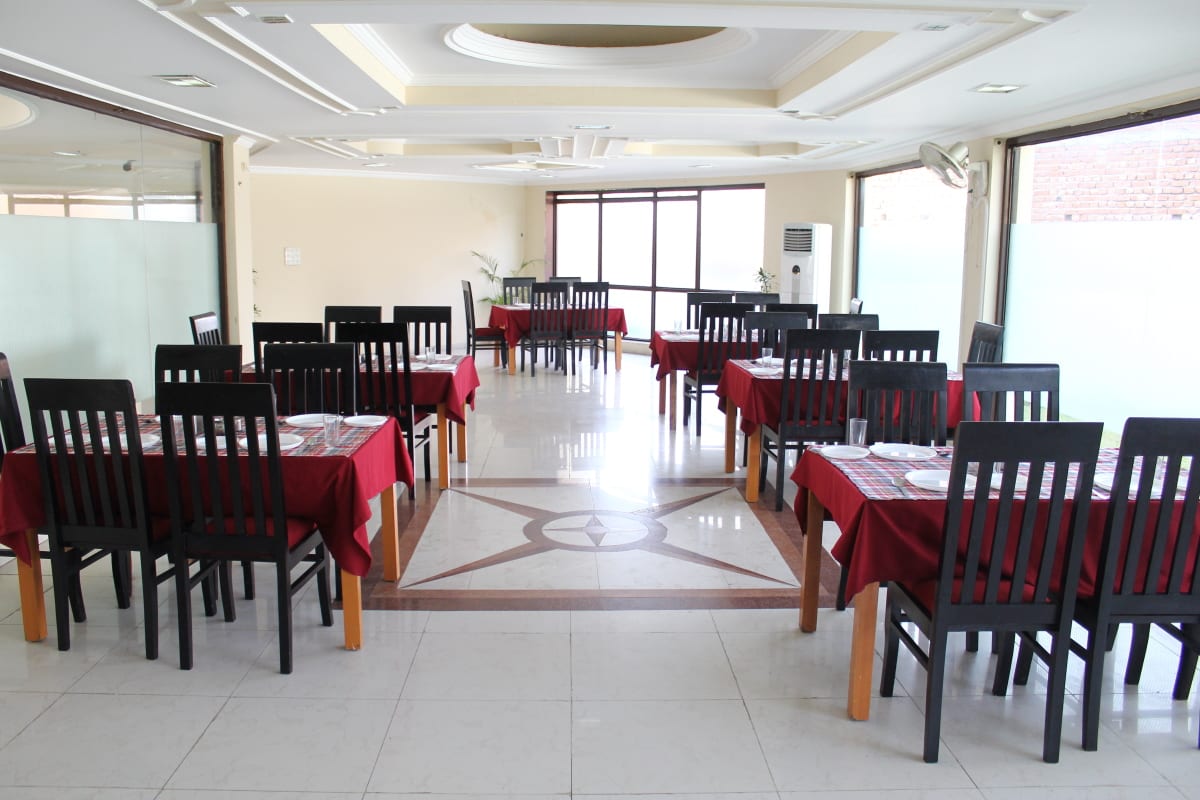 Maa Trinayani Palace Hotel Katra Restaurant