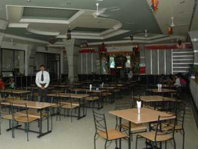 Bhawani Z Paradise Hotel Katra Restaurant