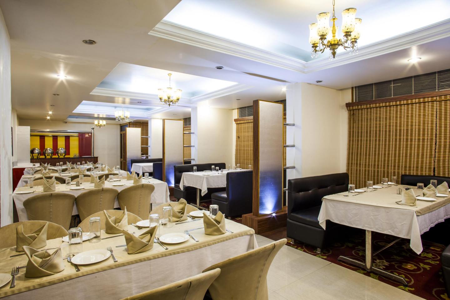 Subash International Hotel Katra Restaurant